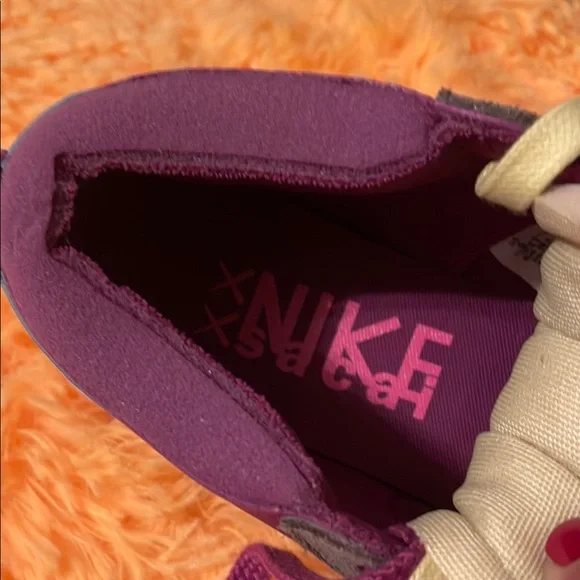 BRAND NEW, never been worn. KAWS X SAKIA X NIKE - Picture 6 of 8